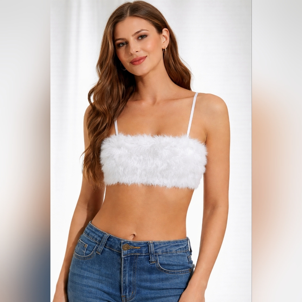 Women’s White Faux Fur Festival Rave Bralette Cropped Top Medium‎
